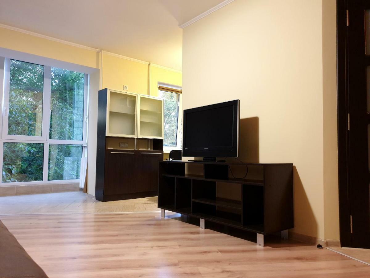90-Avenue Apartments Černivci Esterno foto